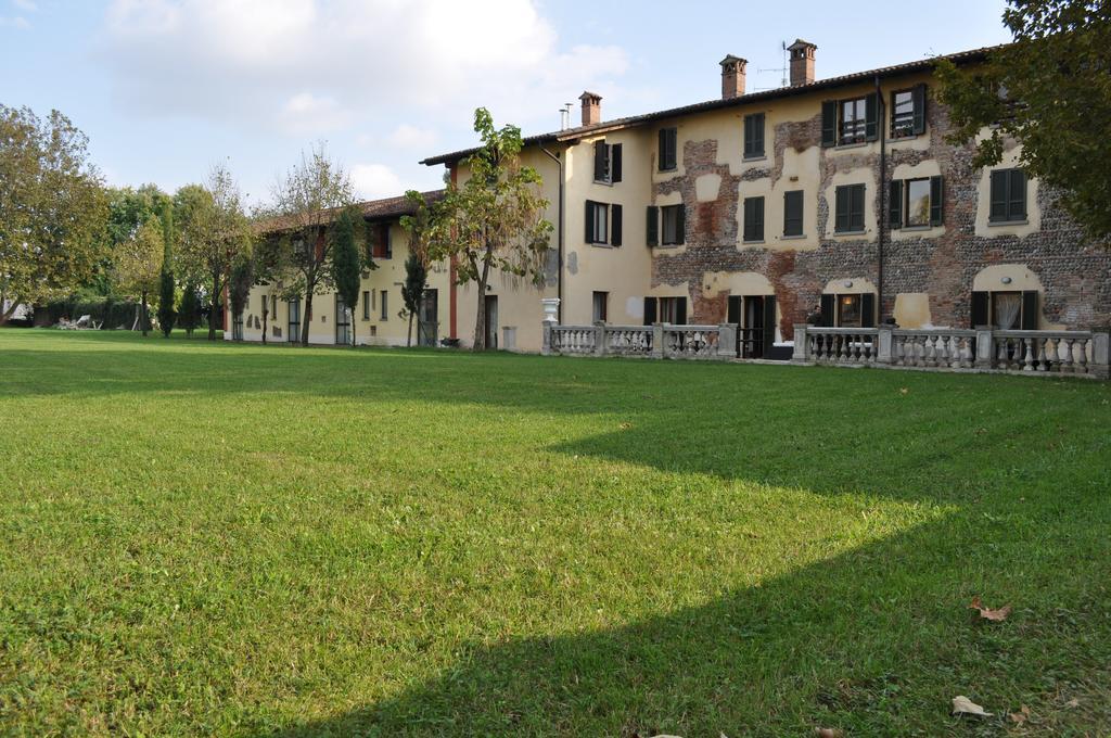 Le Residenze Del Tenore Romano di Lombardia Exterior photo