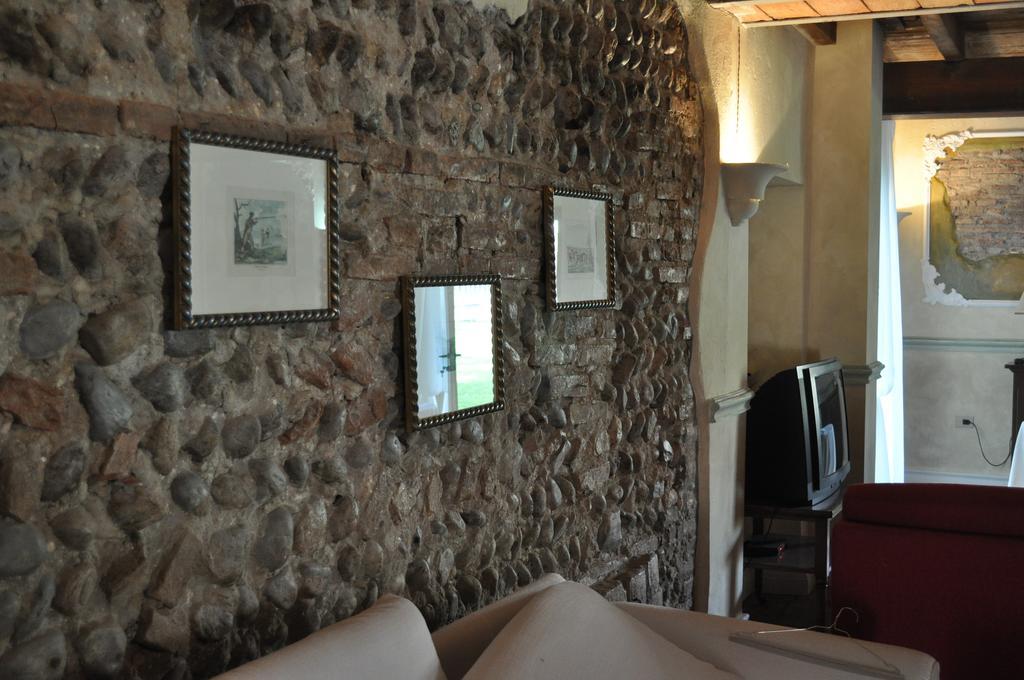 Le Residenze Del Tenore Romano di Lombardia Exterior photo