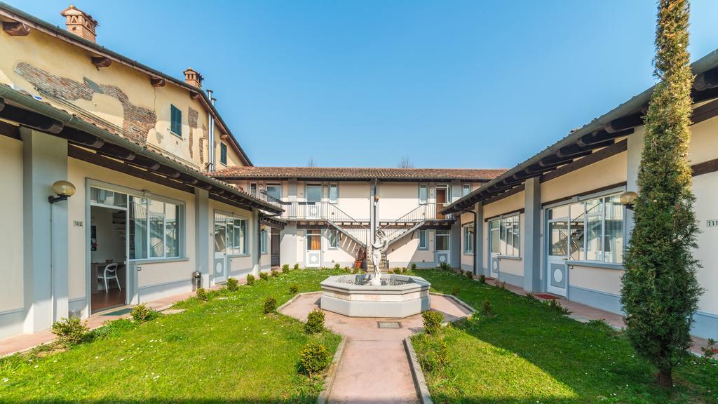 Le Residenze Del Tenore Romano di Lombardia Exterior photo